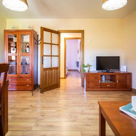 Apartamentos Ribera Del Duero Las Escuelas Vadocondes Eksteriør bilde